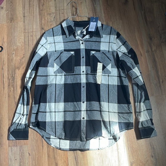 Black/white flannel - Picture 1 of 2